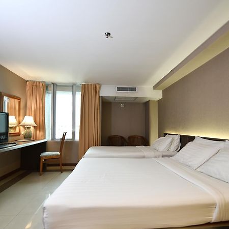 Bangkok City Suite Exterior photo